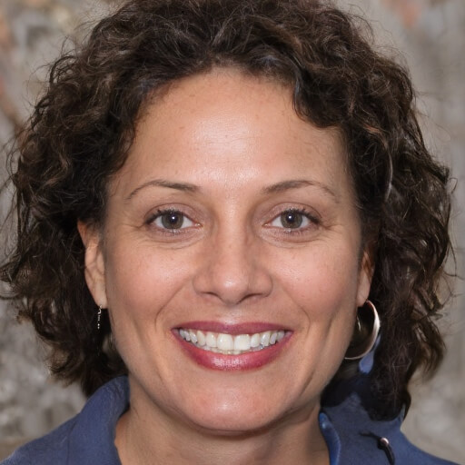 Retrato de María Elena Postigo